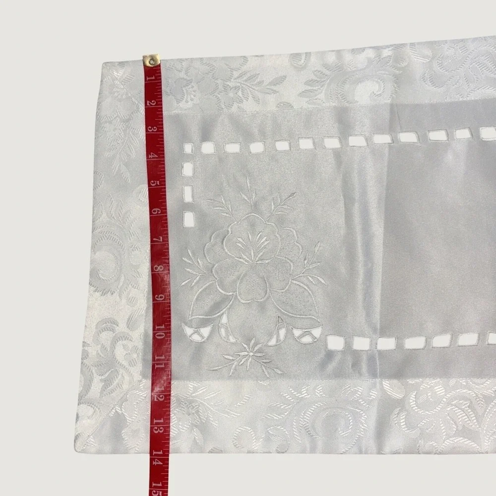 Set Of 4 Vintage Cotton Richelieu Embroiderd Placemats 20x14 VTG Antique Dinner